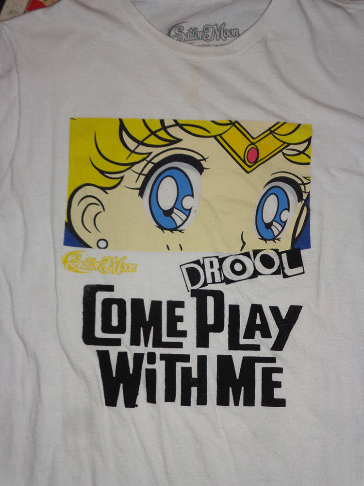 FOMO Collection - Sailor Moon Come Play With Me T-Shirt - M - 1502