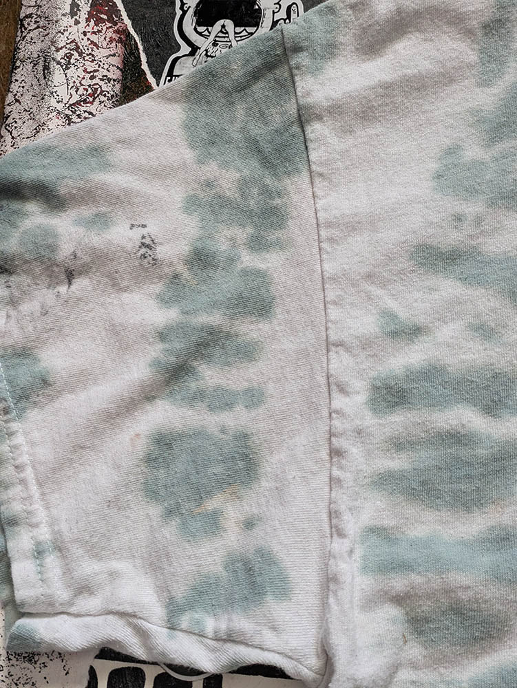 FOMO Collection DISTRESSED Peace & Love Legs - XL - 1091