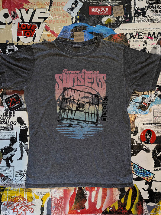 FOMO Collection - Forever Chasing Sunsets Glory Box T-Shirt - L - 1126