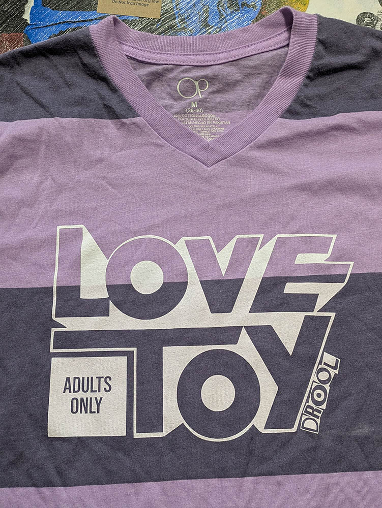 FOMO Collection - Love Toy T-Shirt - M - 1162
