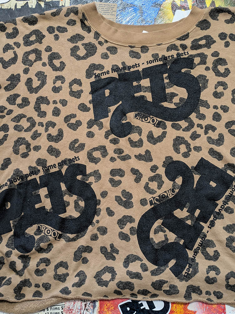FOMO Collection - Pets Raw Cut Crewneck - XL - 1168
