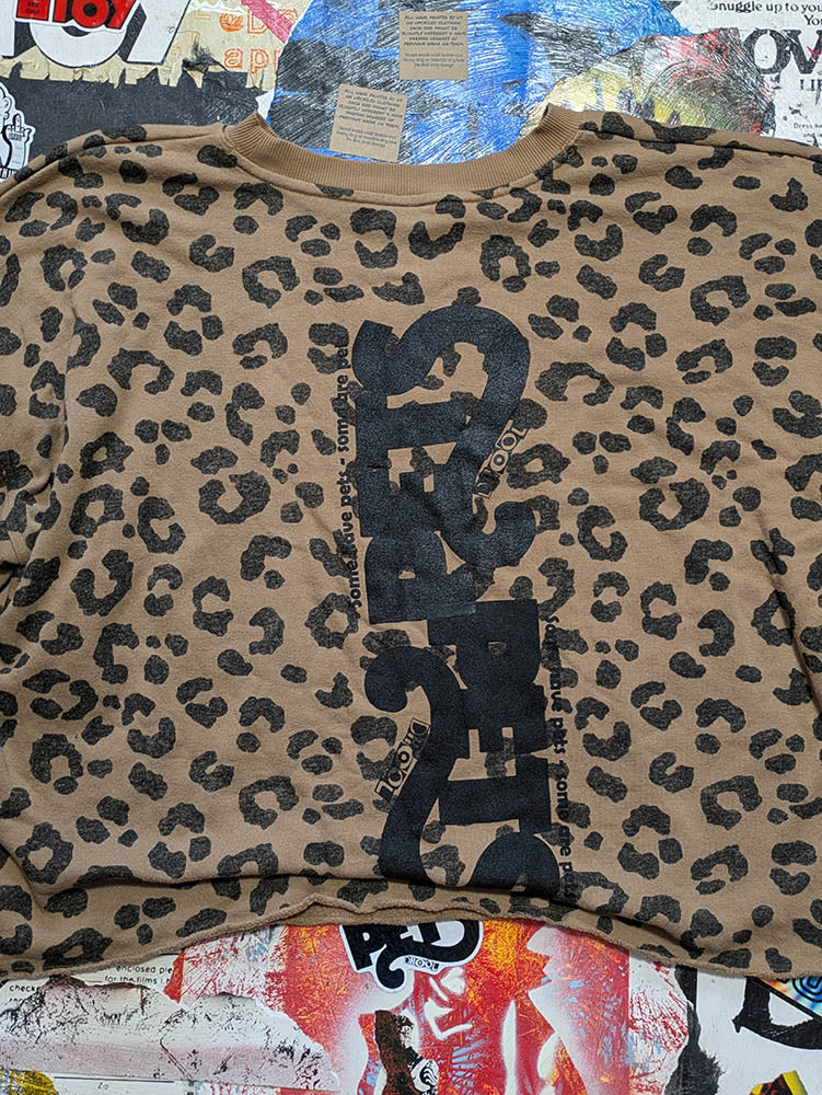 FOMO Collection - Pets Raw Cut Crewneck - XL - 1168