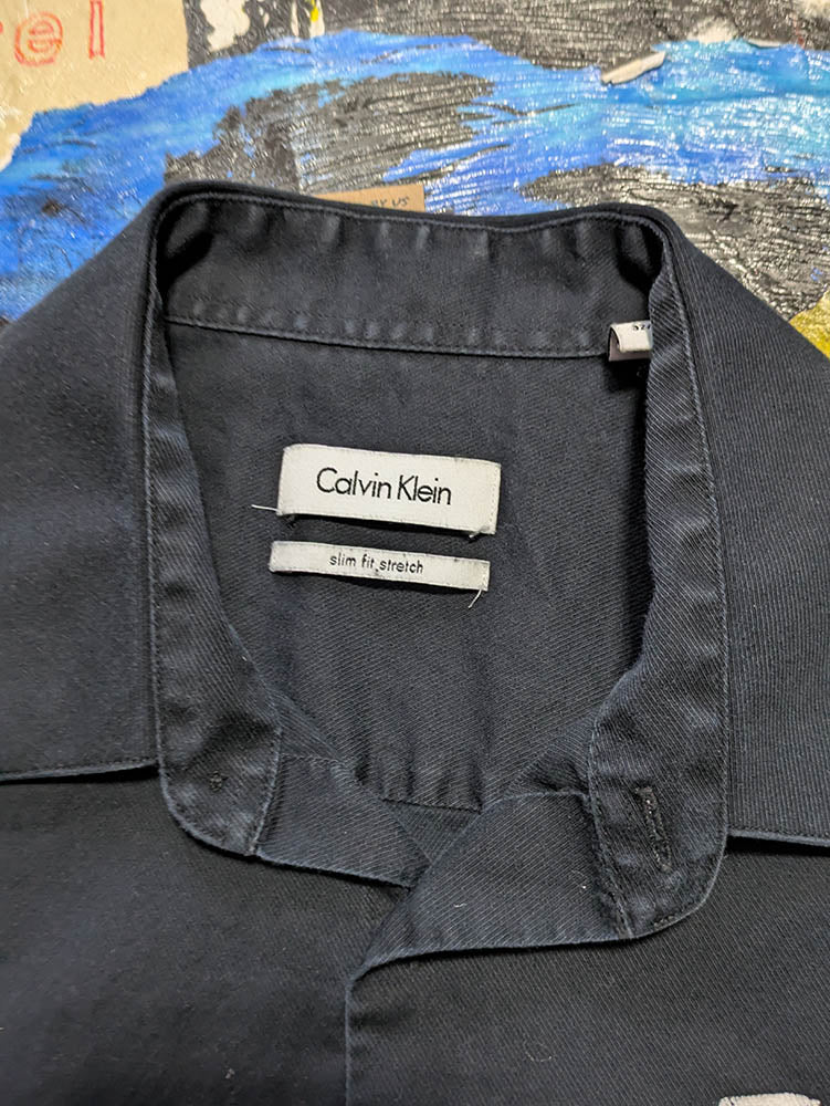 FOMO Collection - Calvin Klein Box Head Button Up Long Sleeve - M - 11619