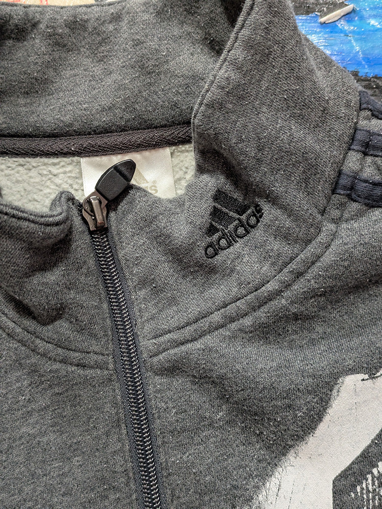 FOMO Collection - Collage A.D.I.D.A.S. Box Head Quarter Zip - XL - 1257