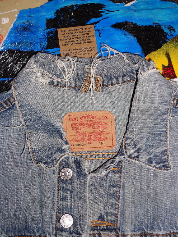 FOMO Collection - DISTRESSED Levi Vintage 1999 Manifesto Denim Jacket  - M - 14633