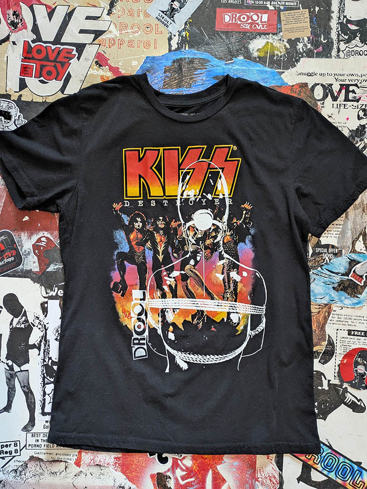 FOMO Collection KISS Manifesto  - Medium - 1036