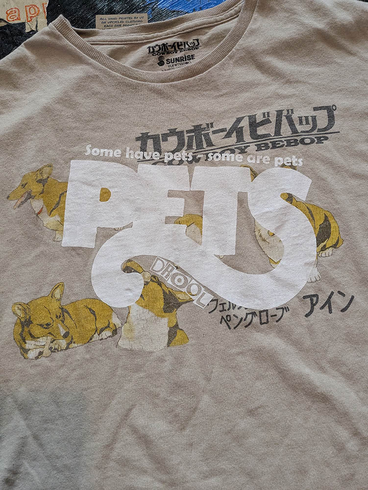 FOMO Collection Cowboy Bebop Pets Raw Cut Crop Top  - L - 10519