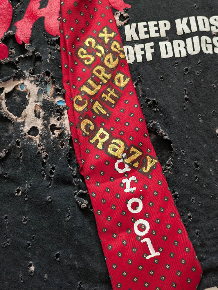 FOMO Collection D.A.R.E. Crop Top + Drool Tie Combo  - XL - 10929