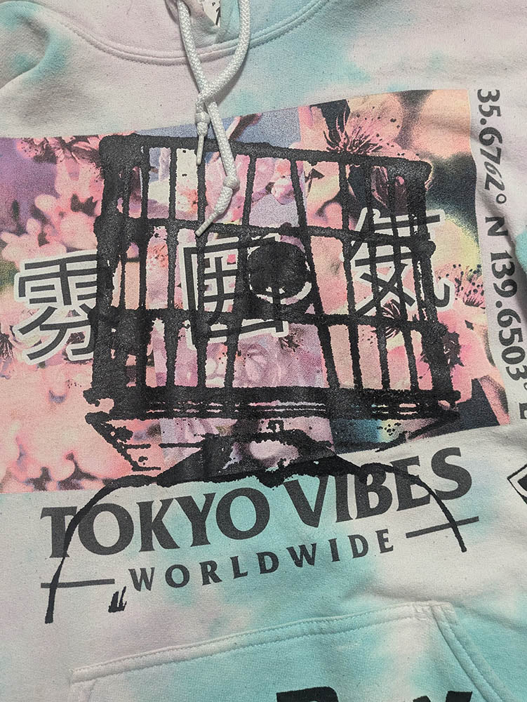 FOMO Collection - Collage Tokyo Vibes Glory Box / Come Play With Me Hoodie - L - 1147