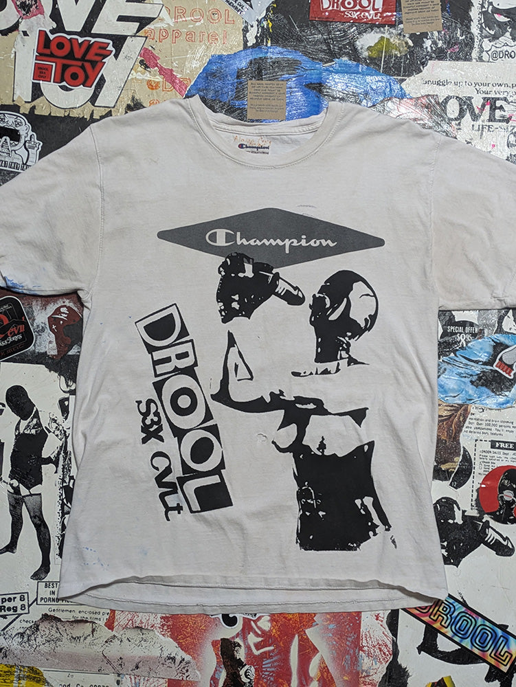 FOMO Collection - DISTRESSED Champion Hungry T-Shirt - M - 1176