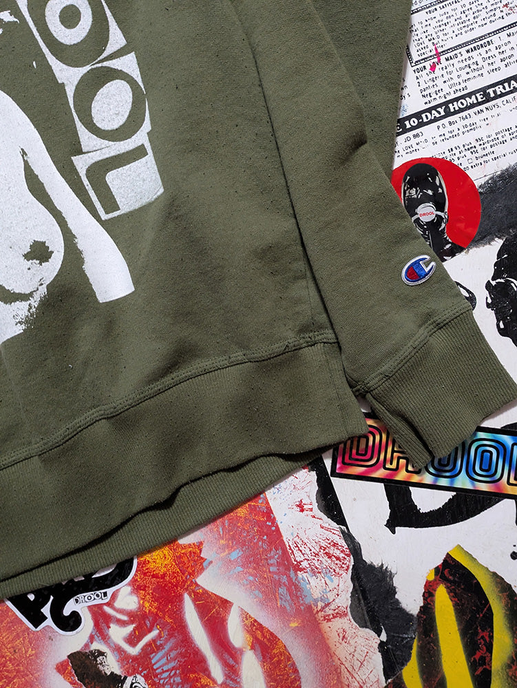 FOMO Collection - Champion Glory Box Crewneck - M - 11813