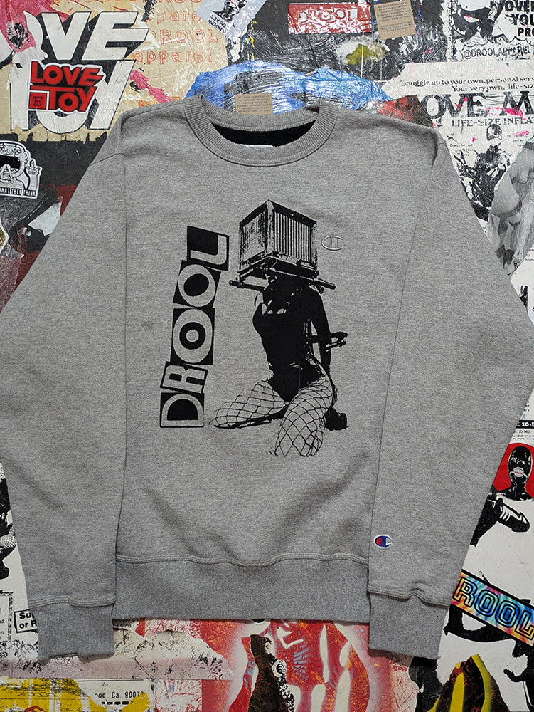 FOMO Collection - Champion Box Head Crewneck - M - 1249
