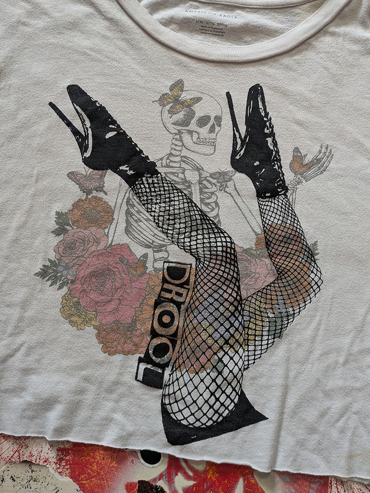 FOMO Collection - Legs Raw Cut Crop Top - XL - 1298