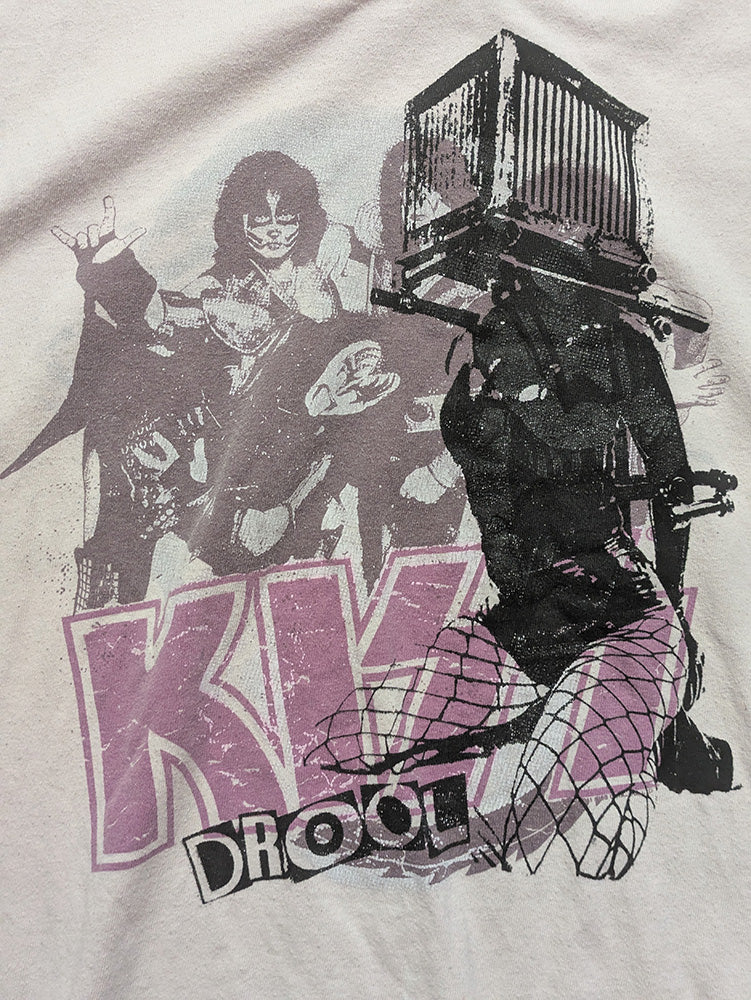 FOMO Collection - DISTRESSED Kiss Box Head T-Shirt  - XL - 13110