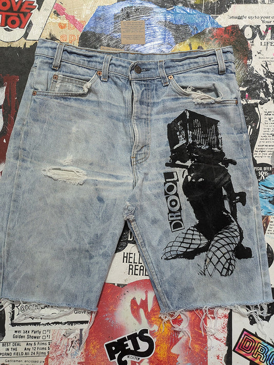 FOMO Collection - DISTRESSED Vintage Made in USA(orange tab) Levi's Box Head Raw Cut Jorts - M(Waist = 33", Inseam = 9", Length = 20.5") - 13536