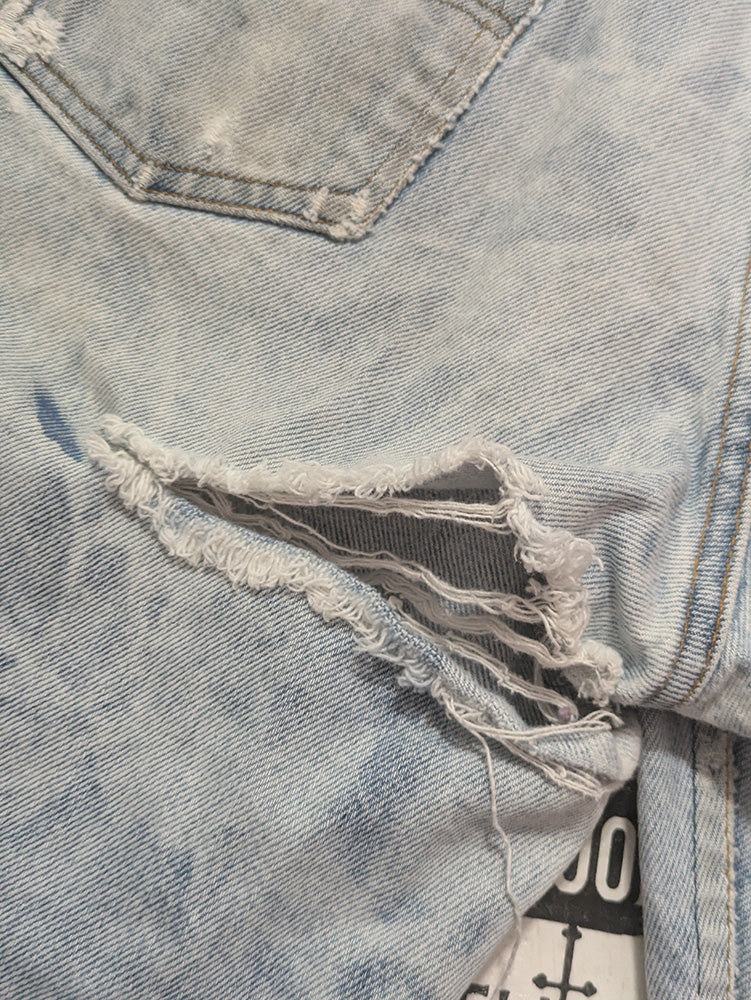 FOMO Collection - DISTRESSED Vintage Made in USA(orange tab) Levi's Box Head Raw Cut Jorts - M(Waist = 33", Inseam = 9", Length = 20.5") - 13536