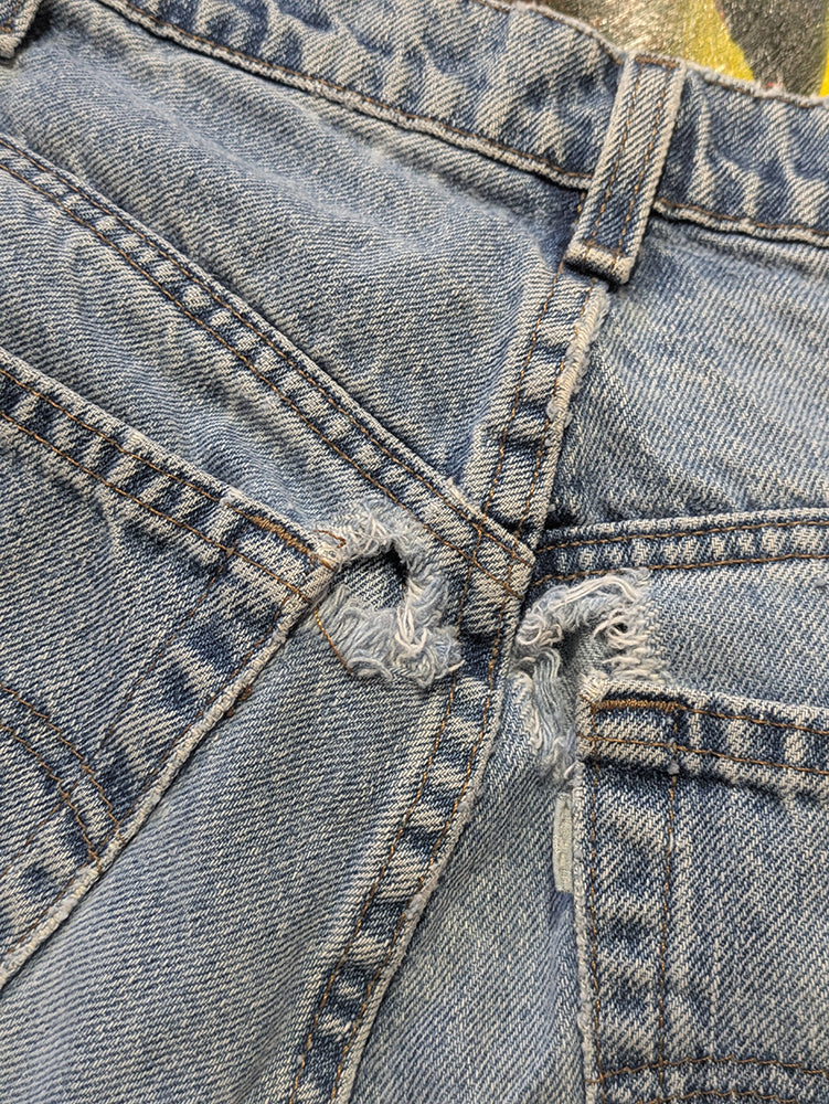 FOMO Collection - Live Vintage Made In USA Silvertab Manifesto Denim Jorts  - waist = 30" - 1389